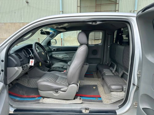 Toyota Tacoma 2006 ប៉ុង2 ឡានថ្មី មួយបាំងកន្លះ សាច់ដែកខ្ជី