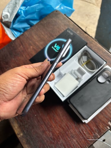 Vivo V60 5G full box