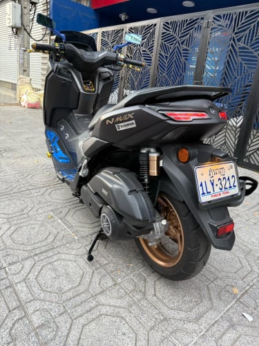Yamaha NMax