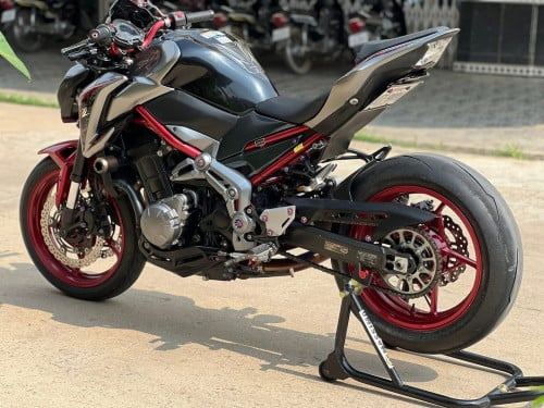 Z900 2017 មានពន្ធត្រឹមត្រូវ