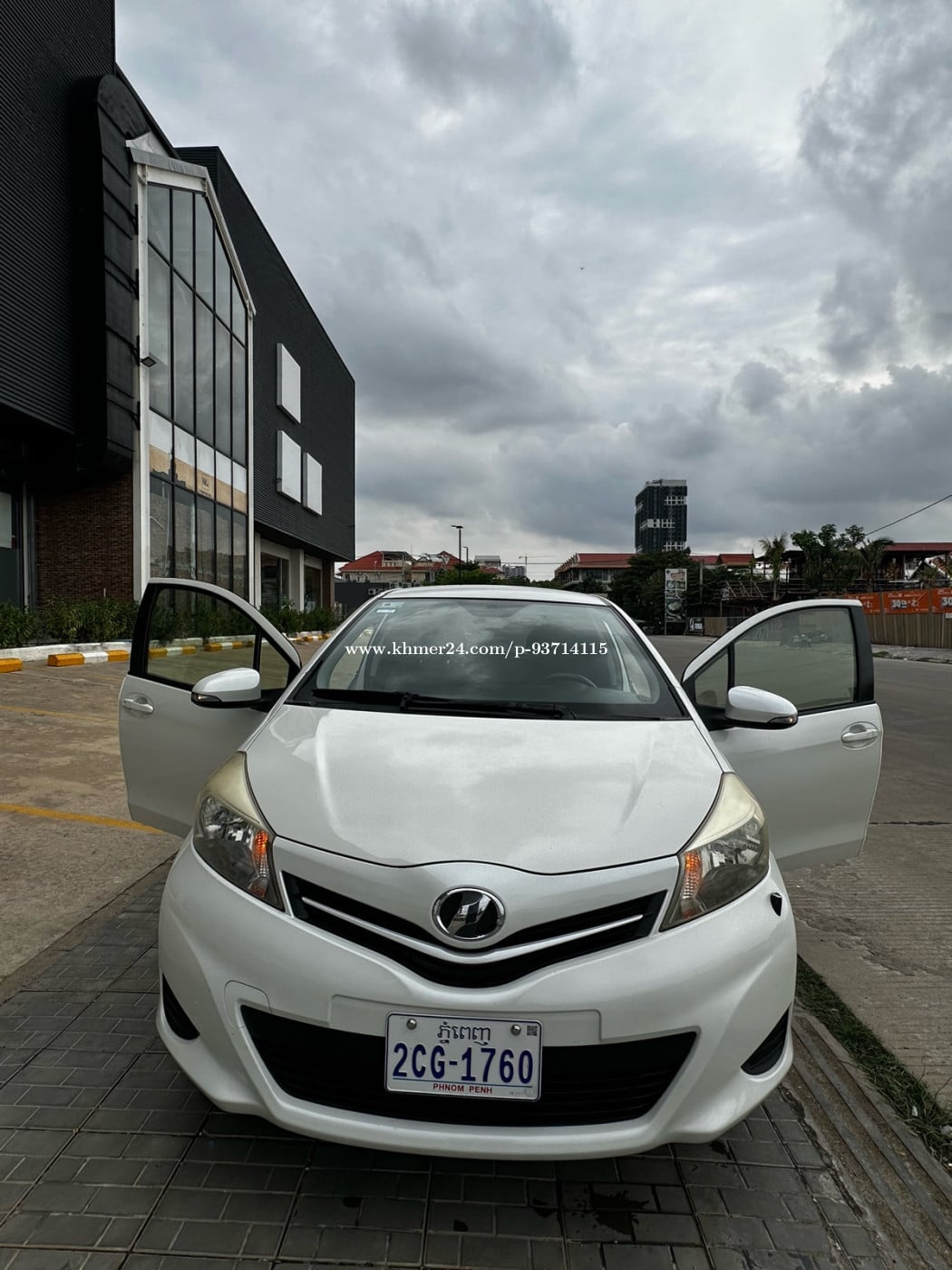 Toyota vitz 2014 smartkey