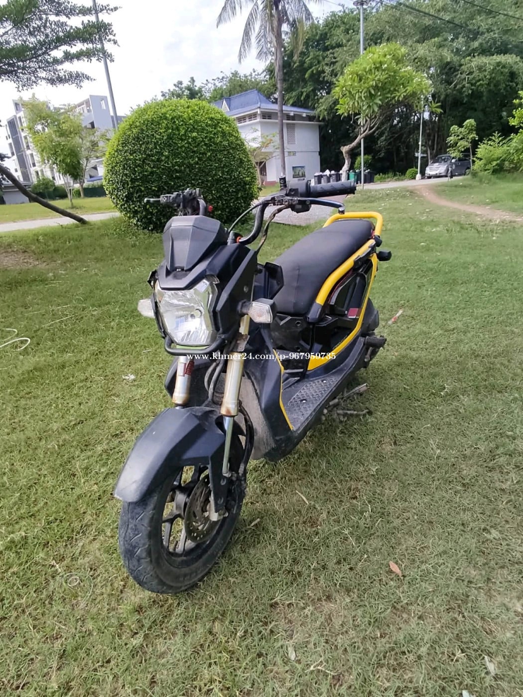240$ម៉ាសុីនតាន់ Zoomer x 017