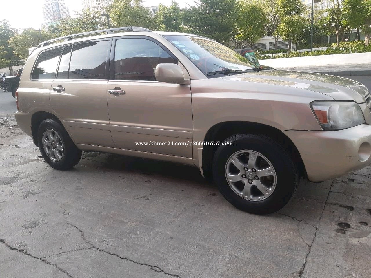 High Lander V4 ,2004. P1 for sale