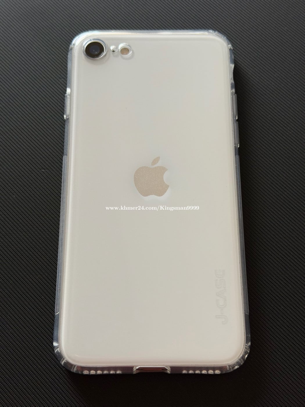 iPhone SE 2 64GB White C/A នៅសំណុំស្អាត 95%