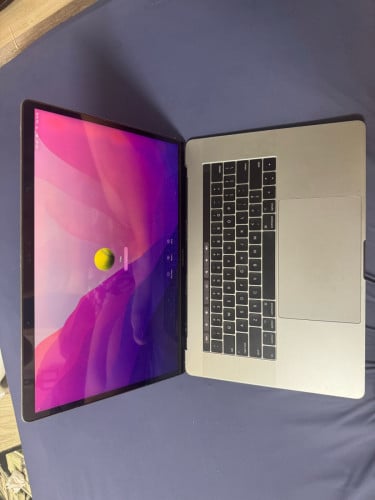 MacBook Pro 2017 15inch