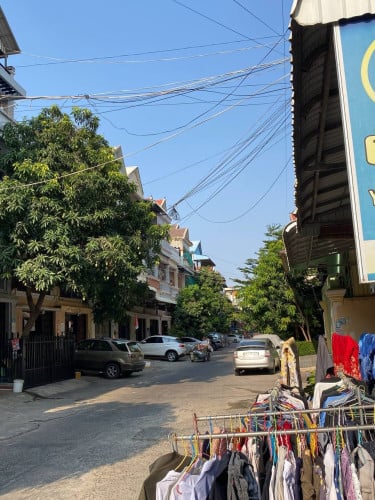 ផ្ទះលក់ក្រោមទីផ្សារបំផុត
