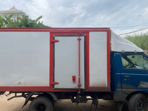 ឡានលក់បន្ទាន់