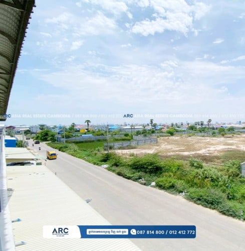 ផ្ទះល្វែងសម្រាប់លក់បន្ទាន់នៅបុរី ភ្នំមាស ព្រៃស ជិតមន្ទីរពេទ្យហ្លូងម៉ែ អាចប្រកបអាជីវកម្មបាន