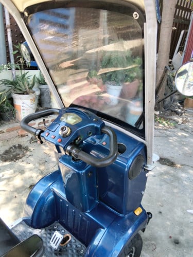 លក់កង់បីមួយទឹក