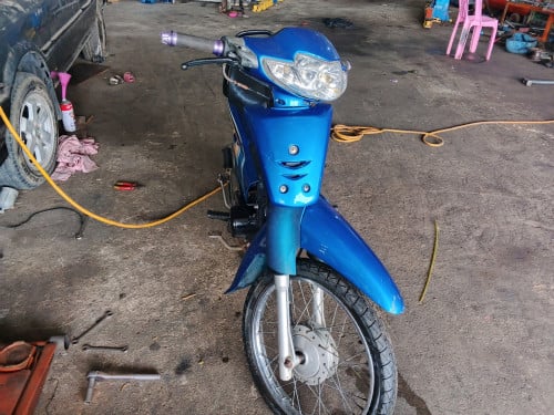 ម៉ូតូសំរាប់លក់បងប្អូនយកអូសាម៉ង់