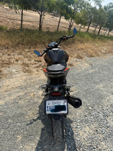 ត្រូវការលុយលក់1000$ចរចា