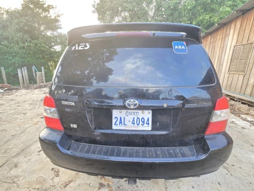 ឡានឆ្នាំ2001លក់ប៉ុង1