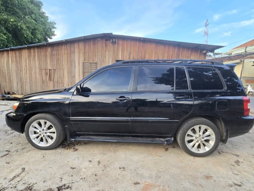 ឡានឆ្នាំ2001លក់ប៉ុង1