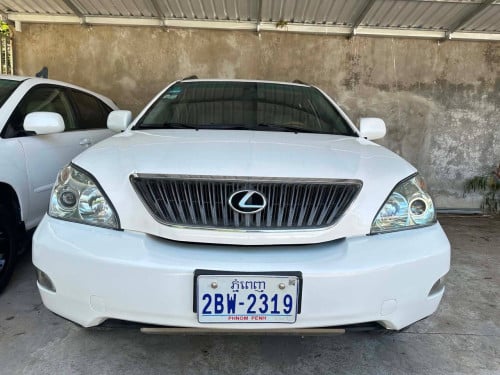 ឡានលក់ ឆ្នាំ2004 ប៉ុង2 លក់តម្លៃទន់ៗ 15800$ ឯកសារគ្រប់