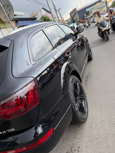 ឆ្នាំ2007Q7ថ្មីណាស់ ម៉ាសុិនប្រាដូសុិនធំអេមណាស់6700$ចចារ