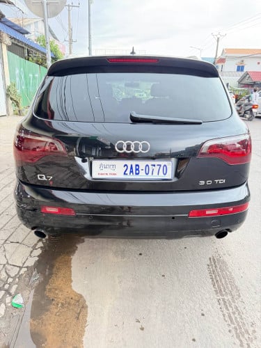ឆ្នាំ2007Q7ថ្មីណាស់ ម៉ាសុិនប្រាដូសុិនធំអេមណាស់6700$ចចារ