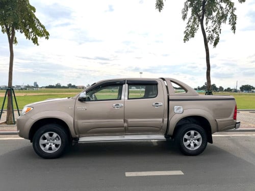 កំពូលរថយន្តដឹក 2008 Toyota Hilux Vigo 4WD Automatic ម៉ាសូត ឆ្វេង​ស៊ីន