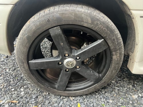 លក់ 275-45-R22 Continental ត្រូវ Lx470 Tundra