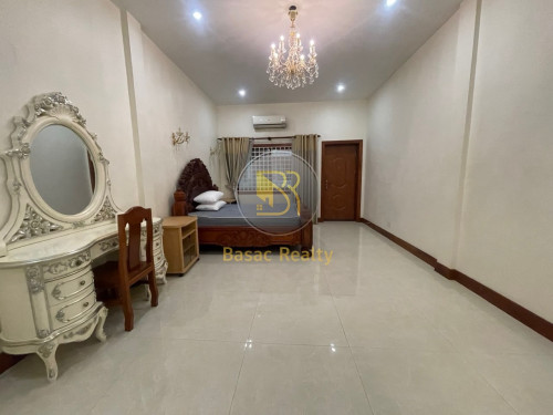 ផ្ទះសម្រាប់ជួល 4បន្ទប់គេង នៅទួលទំពូង