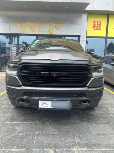 公羊霸王龙5.7 V8