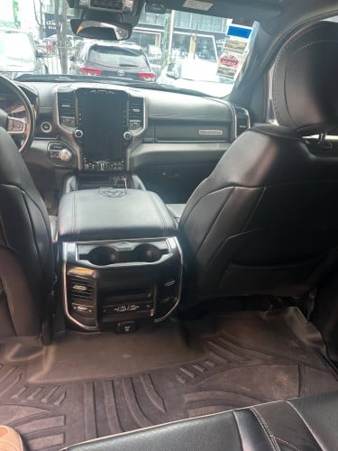 公羊霸王龙5.7 V8