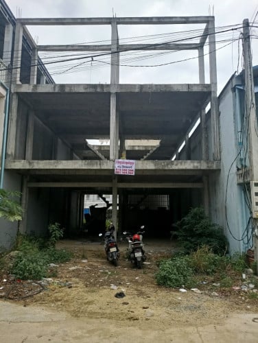 ផ្ទះល្វែងសង់ហើយ60% 35000$ចរចារ