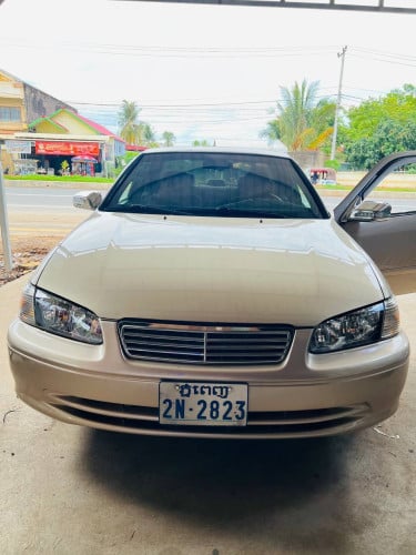 ឡានស្អាតទឹកថ្នាំស្រុីន70%មុខក្រោយស្អាតអត់បុកបះធានាឡានស្អាតលៈក្នុងក្រៅលៈ