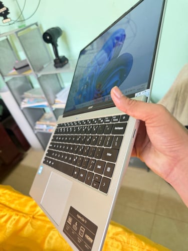 ទិញមកអត់ដែលបានប្រើ ថ្មី 99.%នៅធានា7ខែពីក្រុមហ៊ុន រាងស្ដើងស្អាត ទំហំផ្ទុកធំ Rem 8G storage 512g