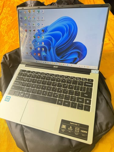 ទិញមកអត់ដែលបានប្រើ ថ្មី 99.%នៅធានា7ខែពីក្រុមហ៊ុន រាងស្ដើងស្អាត ទំហំផ្ទុកធំ Rem 8G storage 512g