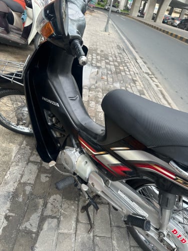 លក់Honda dream