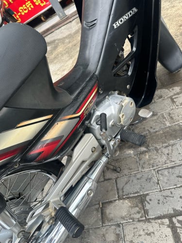 លក់Honda dream