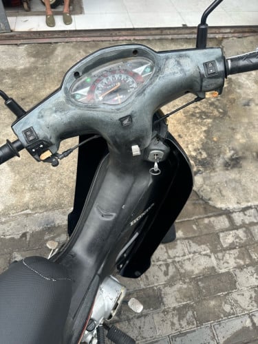 លក់Honda dream