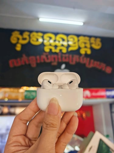 កាស Ipod pro2 (2generation)ជេីងសាក Tab C ស្អាត99% ធានាហ្សីន100%