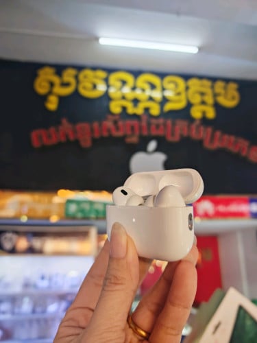 កាស Ipod pro2 (2generation)ជេីងសាក Tab C ស្អាត99% ធានាហ្សីន100%