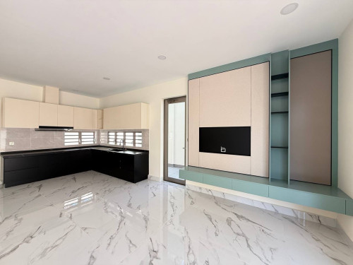 វីឡាចាស្មីនណា ម៉ូឌើន Jasmina Modern សំរាប់លក់បន្ទាន់ (ដីវែង)