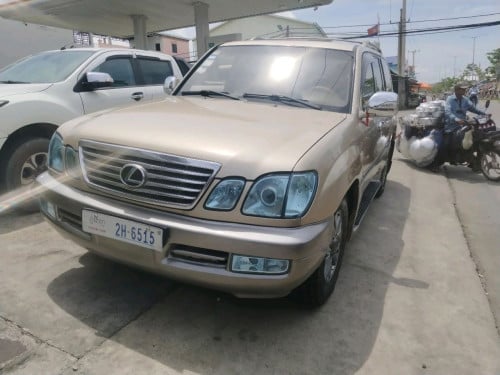 ឡានលក់Lx470ឆ្នាំ2000សាំងហ្គាស់9800$