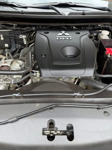 លក់ប្រញាប់លុយ MITSUBISHI PAJERO SPORT 2021 FULL