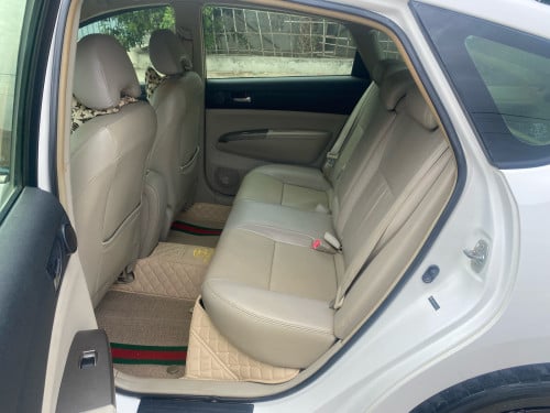 ឡានលក់Prius ភ្នំពេញ2BC-xxxx