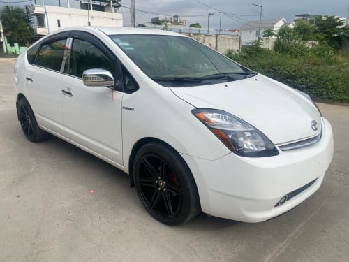 ឡានលក់Prius ភ្នំពេញ2BC-xxxx