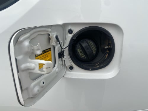 ឡានលក់Prius ភ្នំពេញ2BC-xxxx