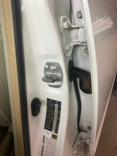 ឡានលក់Prius ភ្នំពេញ2BC-xxxx