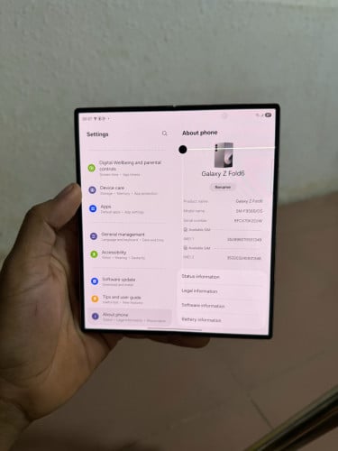 លក់ Samsung zfold6 នៅដំណើរកាទាំងក្នុងទាំងក្រៅ