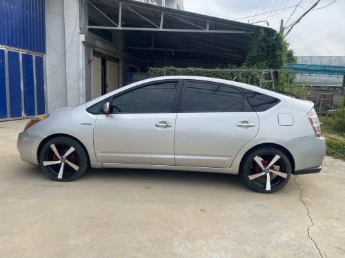លក់រថយន្ត Toyota Prius 06 Full ឡានរៀបហើយស្អាត