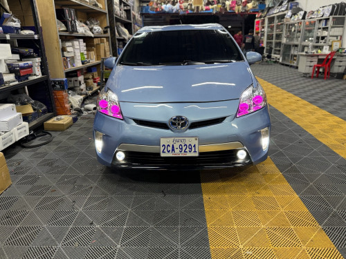 ✍️Prius plug in 2013 មានលុយចូលរួម4000/5000ដកឡានបាន រំលស់ផ្ទាល់✍️☎️ 0962217778/092696983