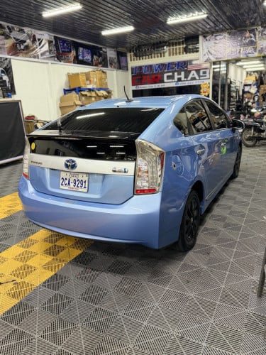 ✍️Prius plug in 2013 មានលុយចូលរួម4000/5000ដកឡានបាន រំលស់ផ្ទាល់✍️☎️ 0962217778/092696983