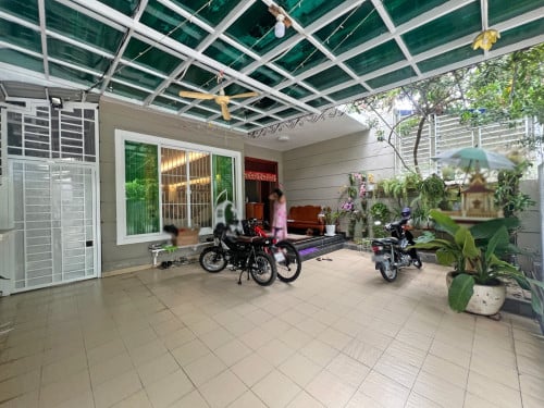 🏘 វីឡាភ្លោះ (Twin) ក្នុងបុរី New Century Villa ត្រូវការលក់បន្ទាន់ខ្លាំង