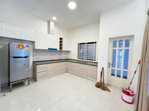 🏡Shophouse for Rent