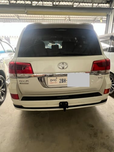 📣LAND CRUISER 2010 up 2021 Full options