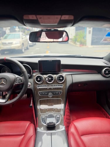 🔥MercedesC300 015🆙C63 ក្នុងឈឺរីឡានមូលអត់បុកប៉ះ ម៉ាសុីនប្រអប់លេខអ៊ែម