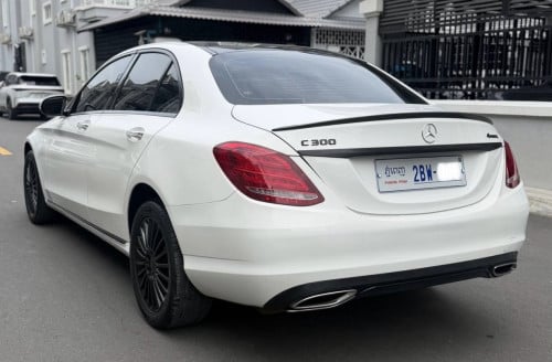 🔥MercedesC300 015🆙C63 ក្នុងឈឺរីឡានមូលអត់បុកប៉ះ ម៉ាសុីនប្រអប់លេខអ៊ែម